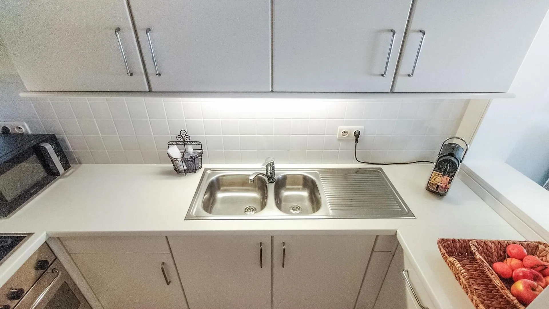 Nice Apartment In Oostende With Kitchen